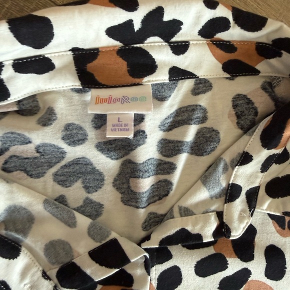 LuLaRoe Animal Print Blouse in Black, Brown, and Cream - Picture 4 of 5